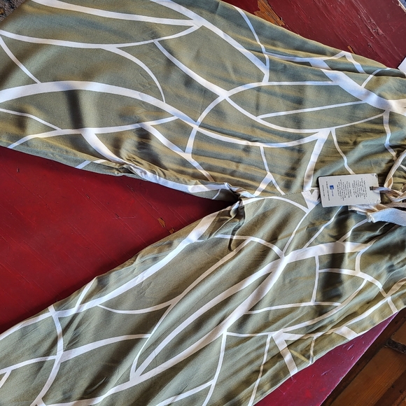 NWT aNYcase Made in Italy Viscose Green & White Lightweight Pants - Picture 5 of 9